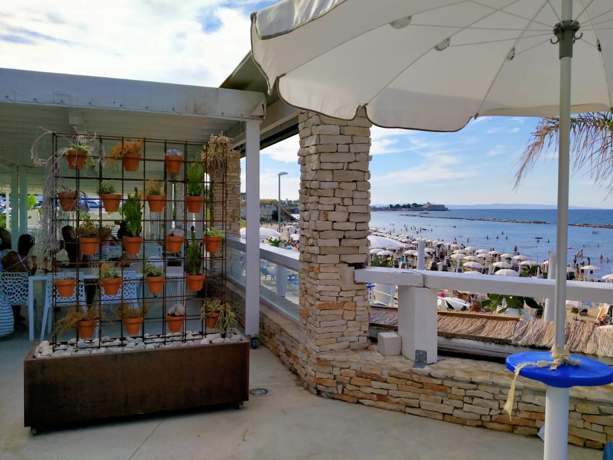 Monolocale Prezioso Villa Trani Buitenkant foto